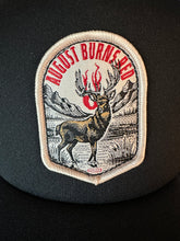 Load image into Gallery viewer, Deer Snapback Trucker Hat
